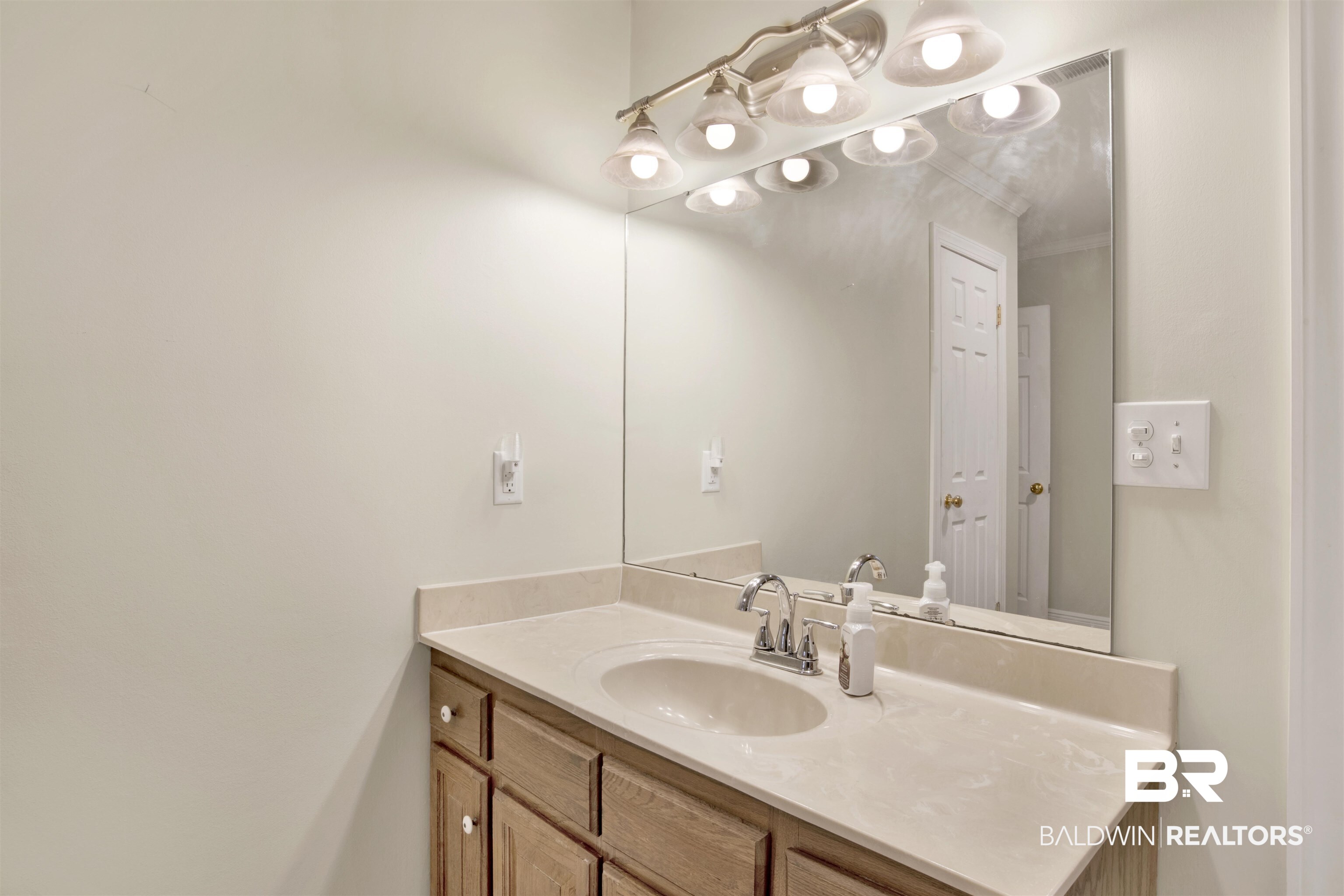 4689 Oak Ridge Road Mobile, AL 36609 - Photo 21 of 40