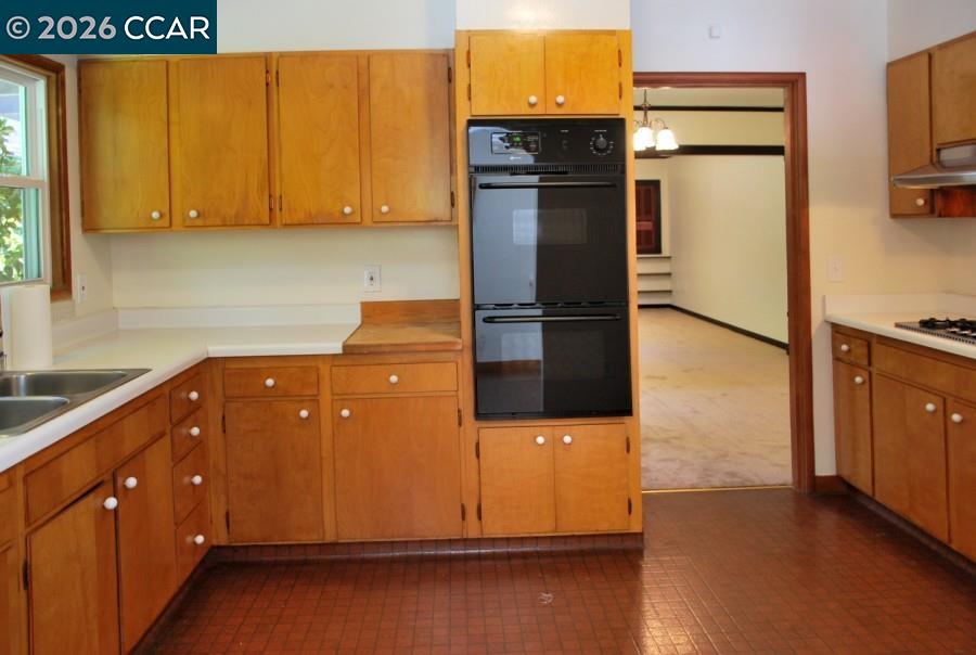 2652 Reliez Valley Road Martinez, CA 94553 - Photo 9 of 34 a kitchen with stainless steel appliances a refrigerator and a stove