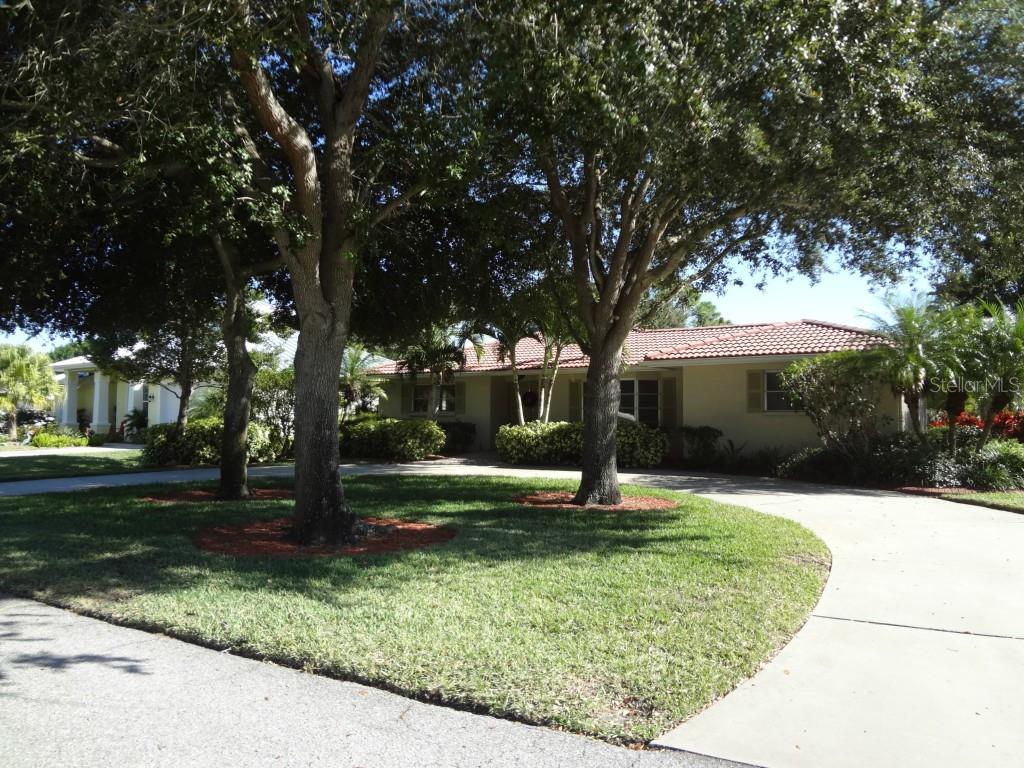 633 Cadiz Road Venice, FL 34285 - Photo 1 of 1 Corner Lot