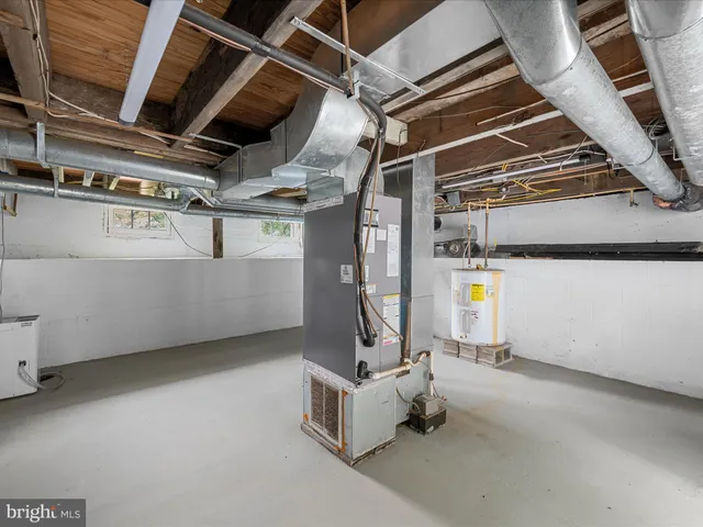 $2,150 | 12060 Axline Road, Lovettsville, VA 20180