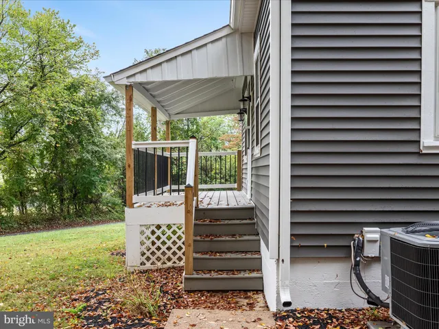 $2,150 | 12060 Axline Road, Lovettsville, VA 20180