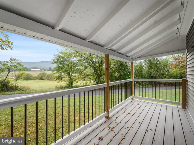 $2,150 | 12060 Axline Road, Lovettsville, VA 20180