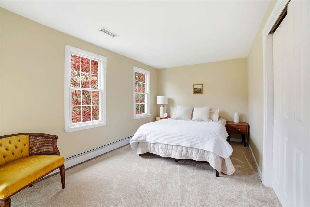 43 Carriage Hill Road Northborough, MA 01532 - Photo 21 of 35