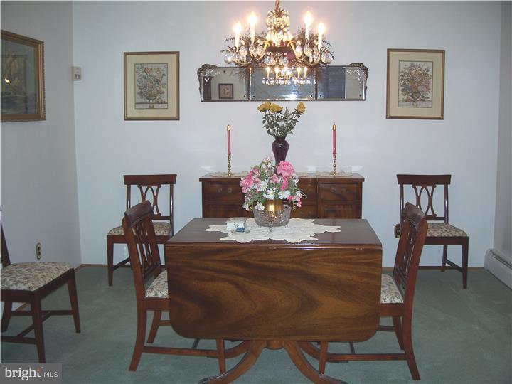 19 Galloway Road Richboro, PA 18954 - Photo 4 of 18 Dining Room
