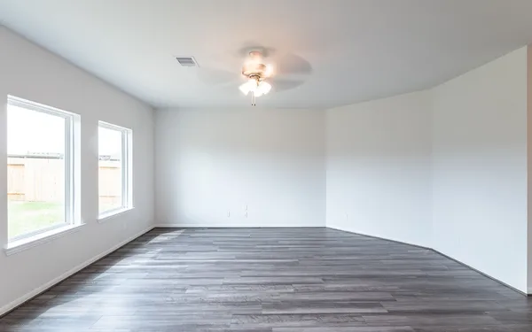 $489,990 | 7232 Fairlawn Drive, Fairview, TN 37062
