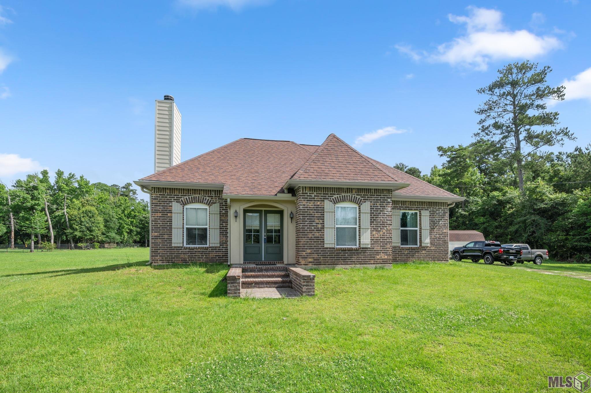 13567 Arnold Road Walker, LA 70785 - Photo 2 of 17