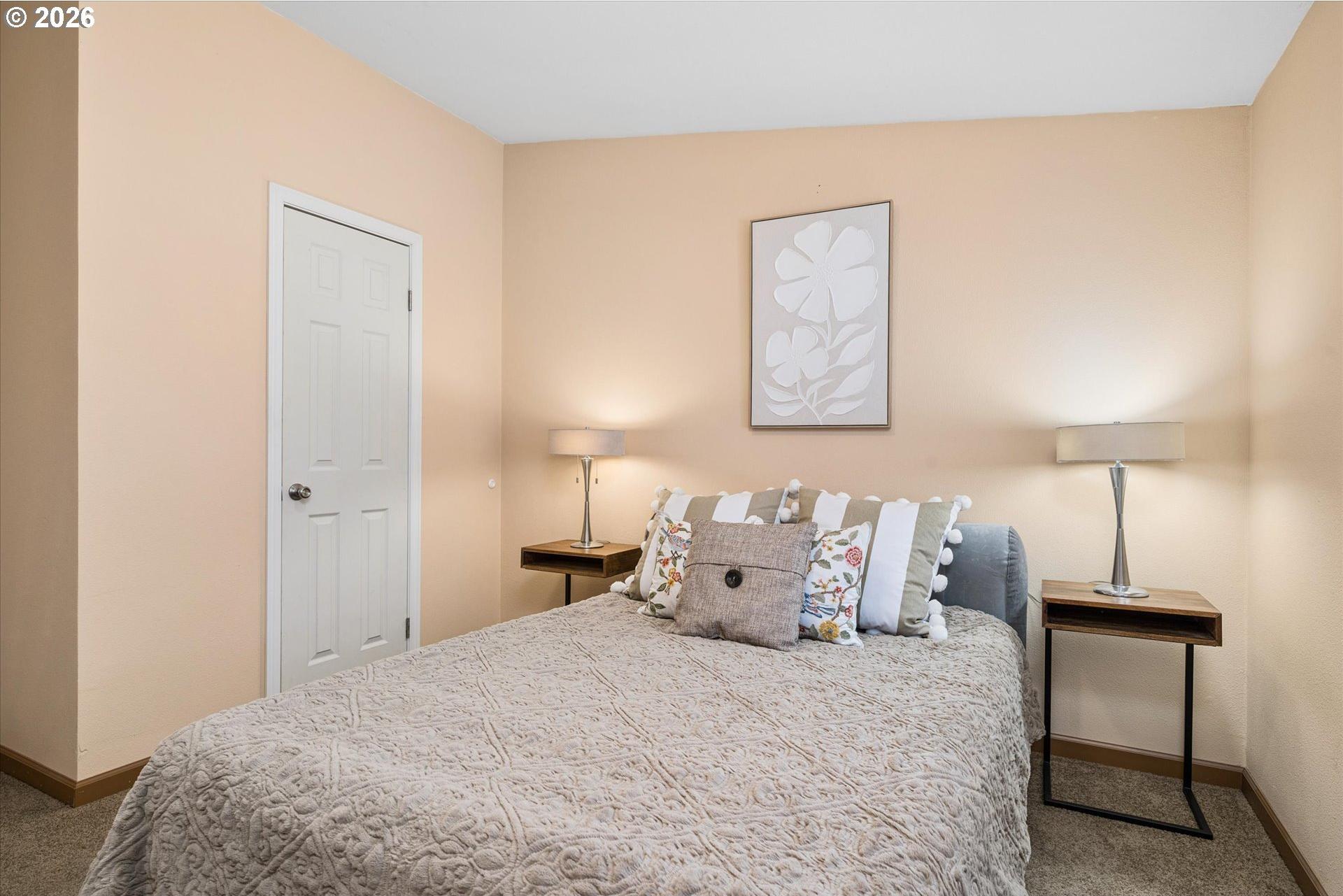 2416 Maia Loop Springfield, OR 97477 - Photo 28 of 37 Bedroom