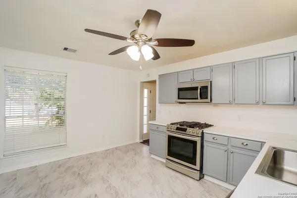 $1,775 | 5806 Elk Lake Drive, San Antonio, TX 78244