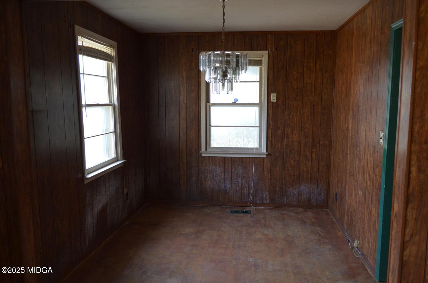 2866 Nancy Drive Macon, GA 31206 - Photo 6 of 17 6