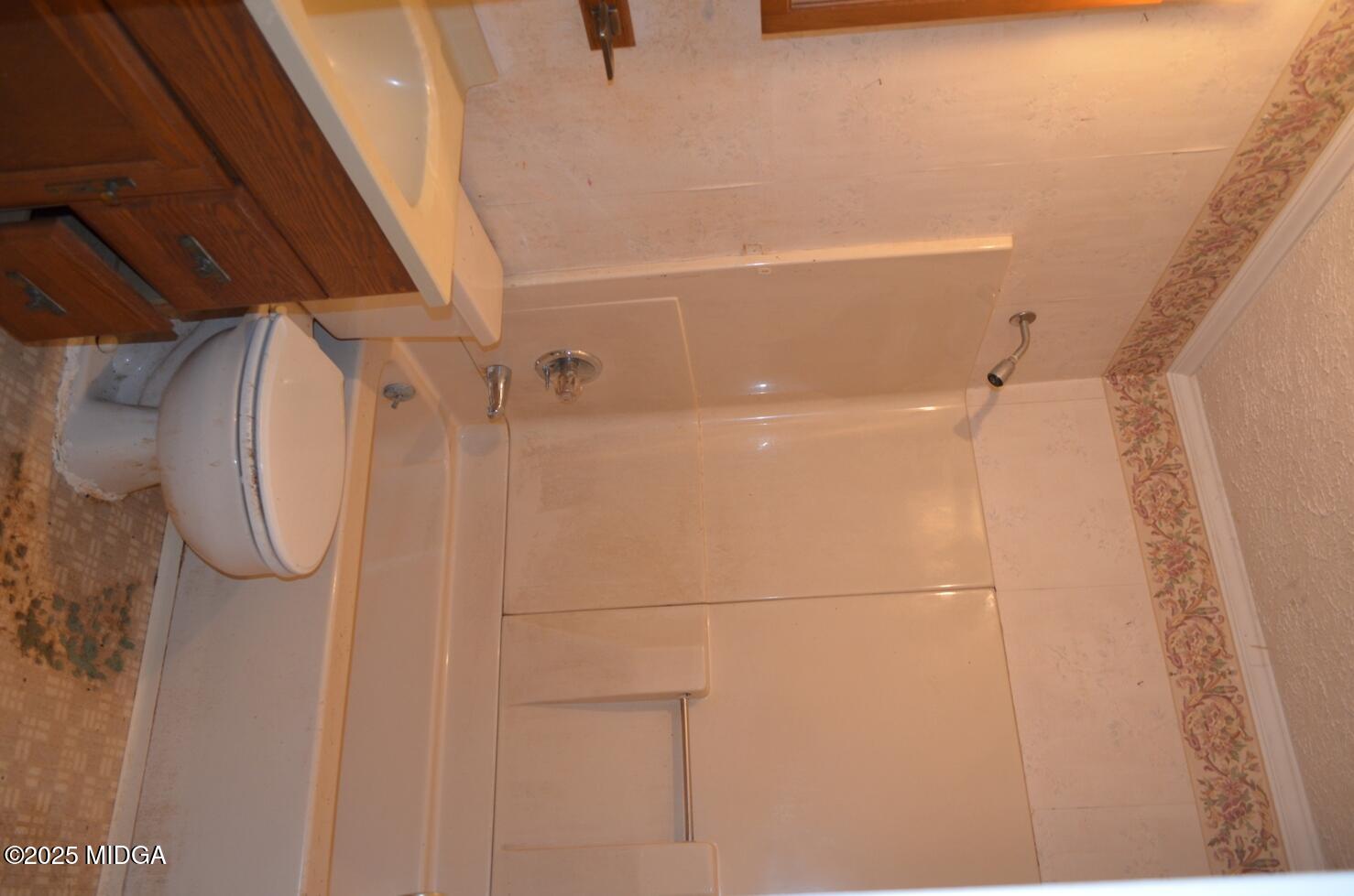 2866 Nancy Drive Macon, GA 31206 - Photo 9 of 17 9