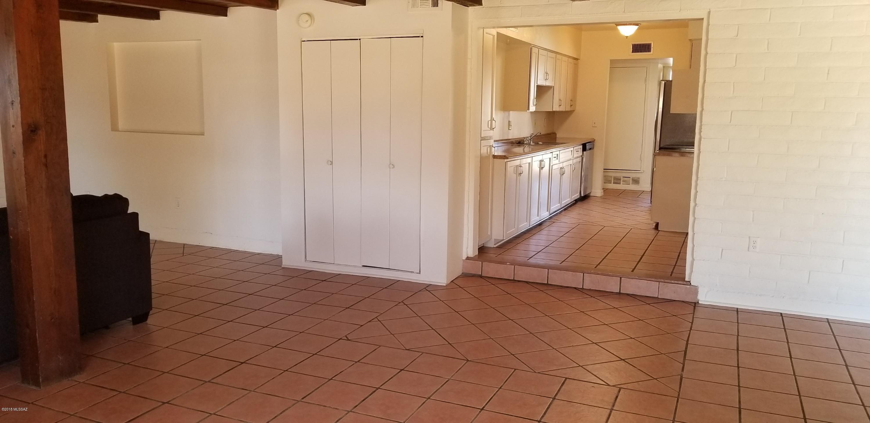 7491 East Stella Road Tucson, AZ 85730 - Photo 8 of 14