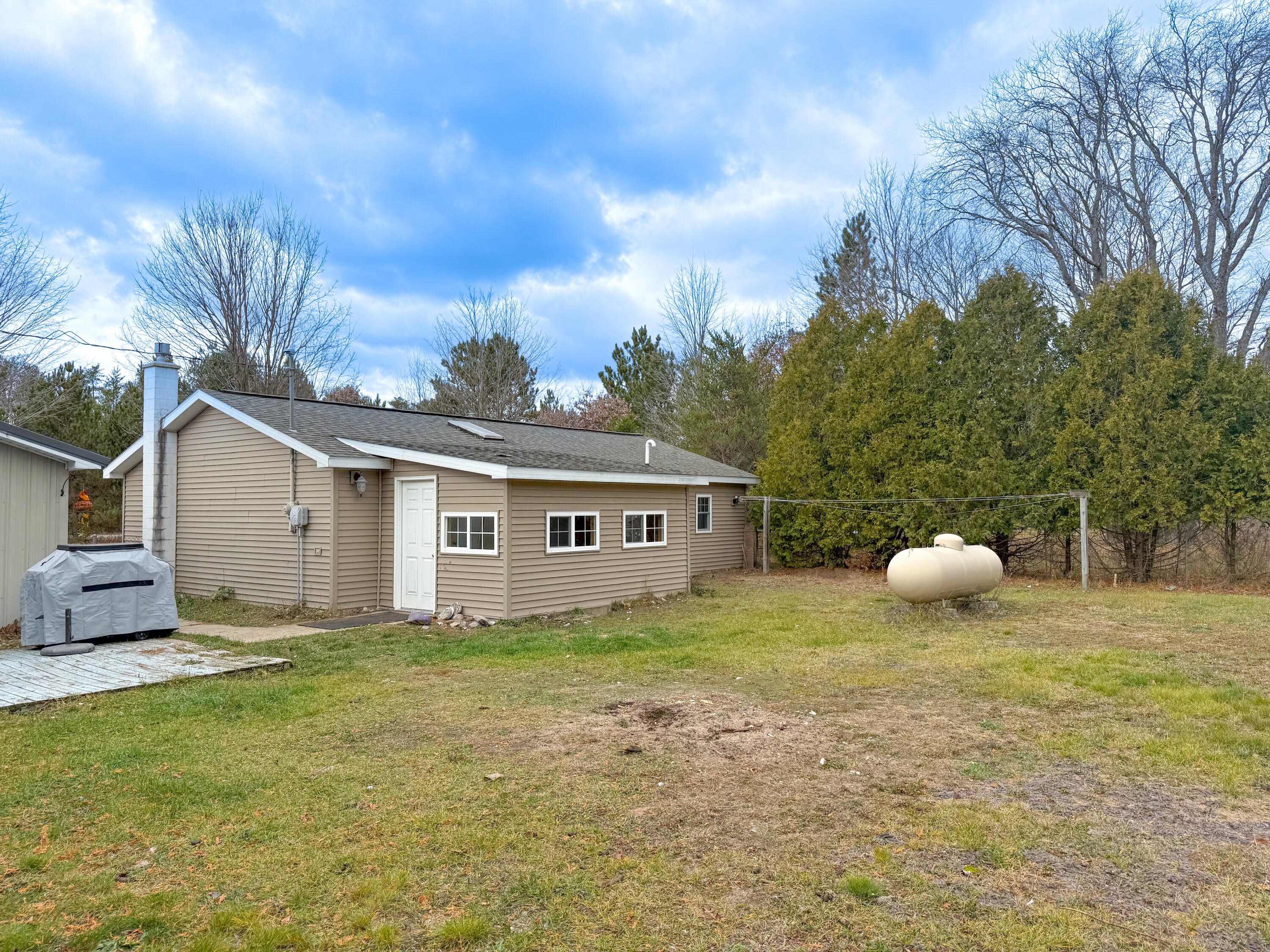 75 South Weldon Road Beulah, MI 49617 - Photo 34 of 35 IMG_1913