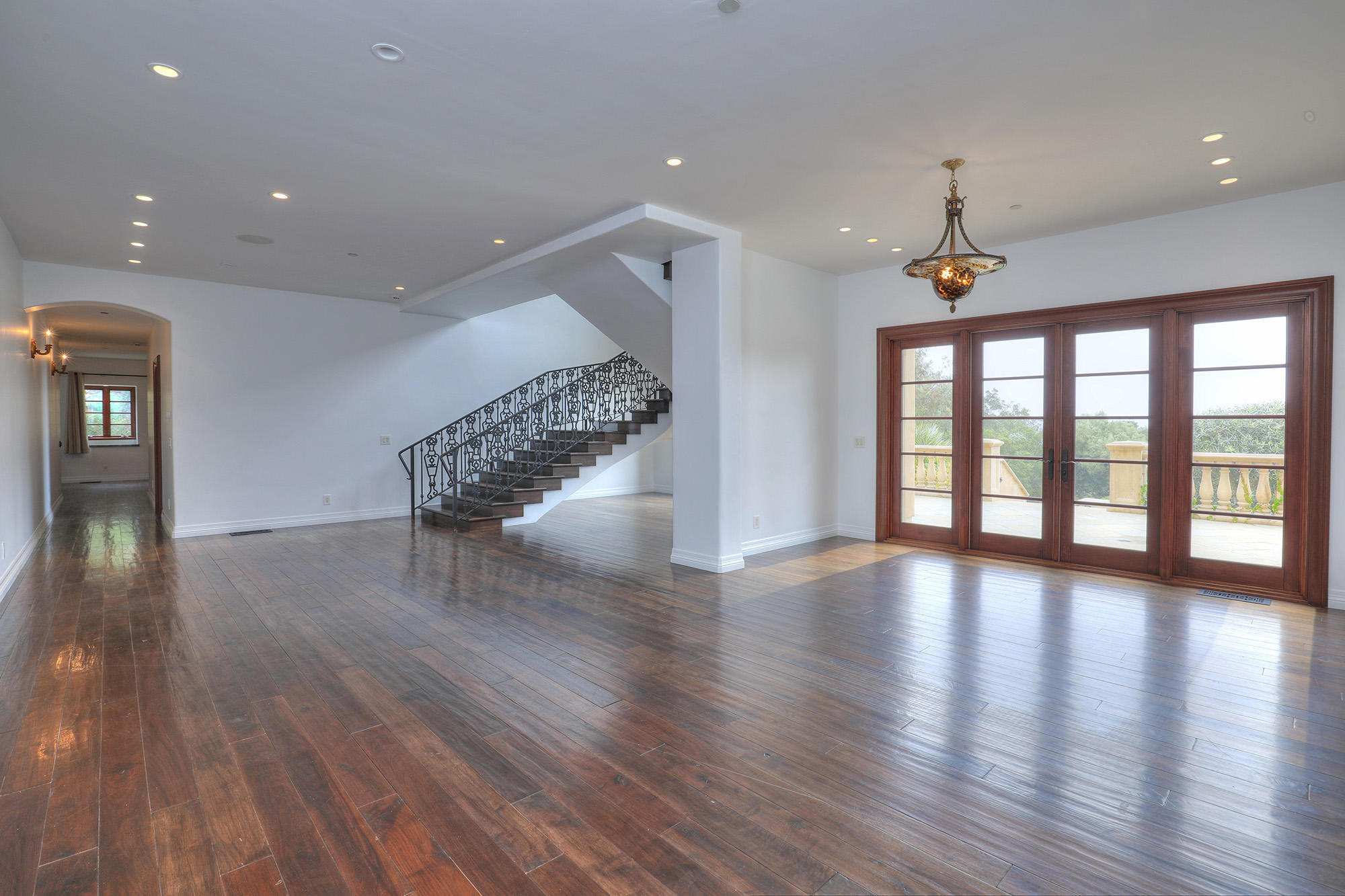 830 Park Lane Montecito, CA 93108 - Photo 12 of 40 a view of an entryway with wooden floor