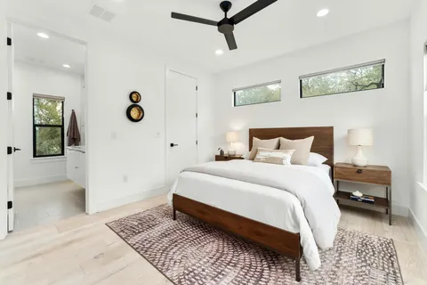$520,000 | 1183 Oak Grove Avenue, Unit 2, Austin, TX 78702