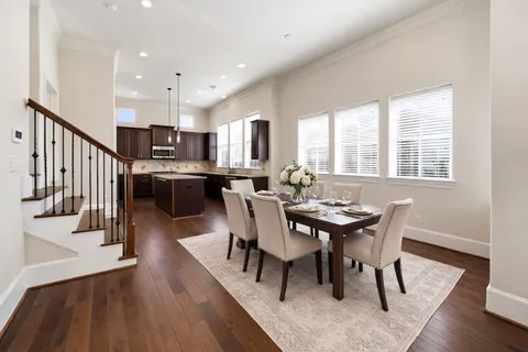 $425,000 | 9452 London Bridge Station, Houston, TX 77045