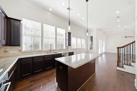 $425,000 | 9452 London Bridge Station, Houston, TX 77045