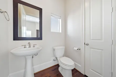 $425,000 | 9452 London Bridge Station, Houston, TX 77045