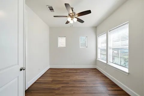 $425,000 | 9452 London Bridge Station, Houston, TX 77045