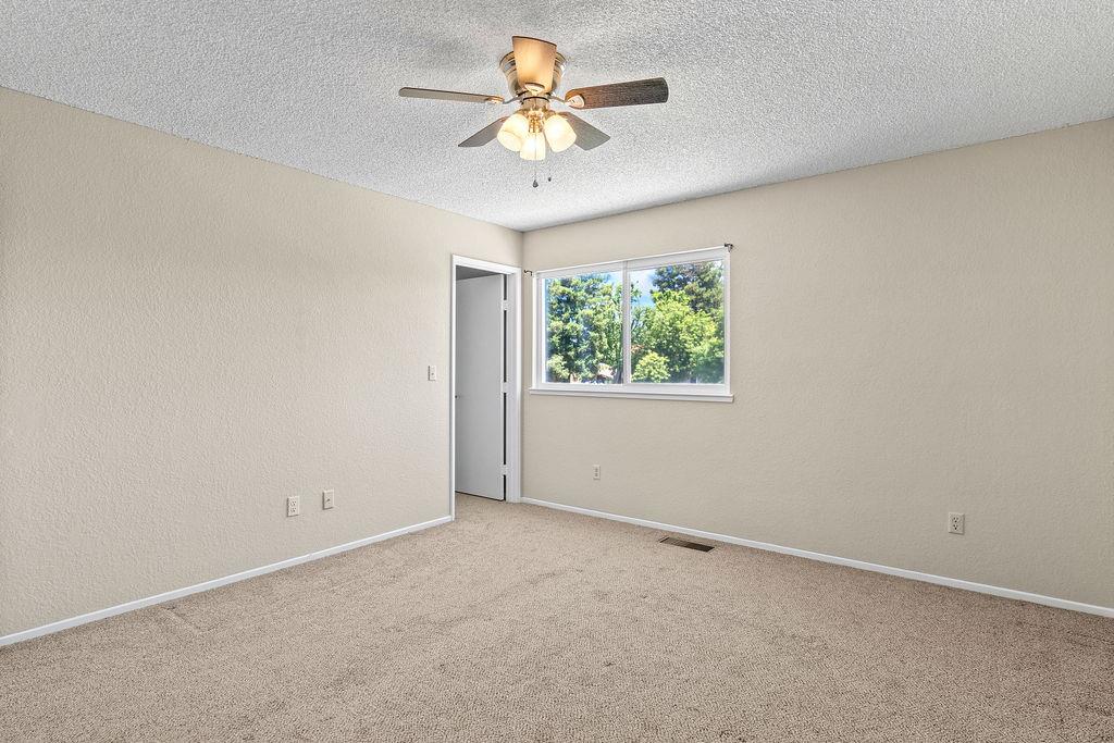 3945 Sparrow Court Modesto, CA 95356 - Photo 25 of 29