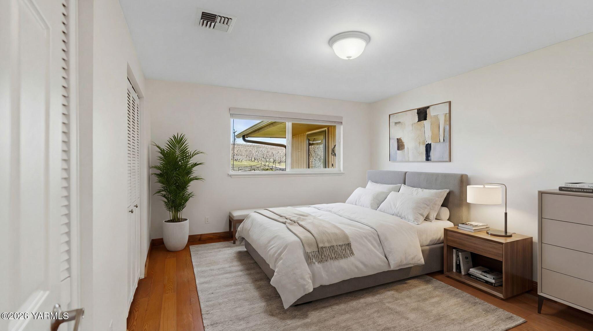 142 Pleasant Valley Road Yakima, WA 98908 - Photo 17 of 35 Bedroom - Digitally Staged