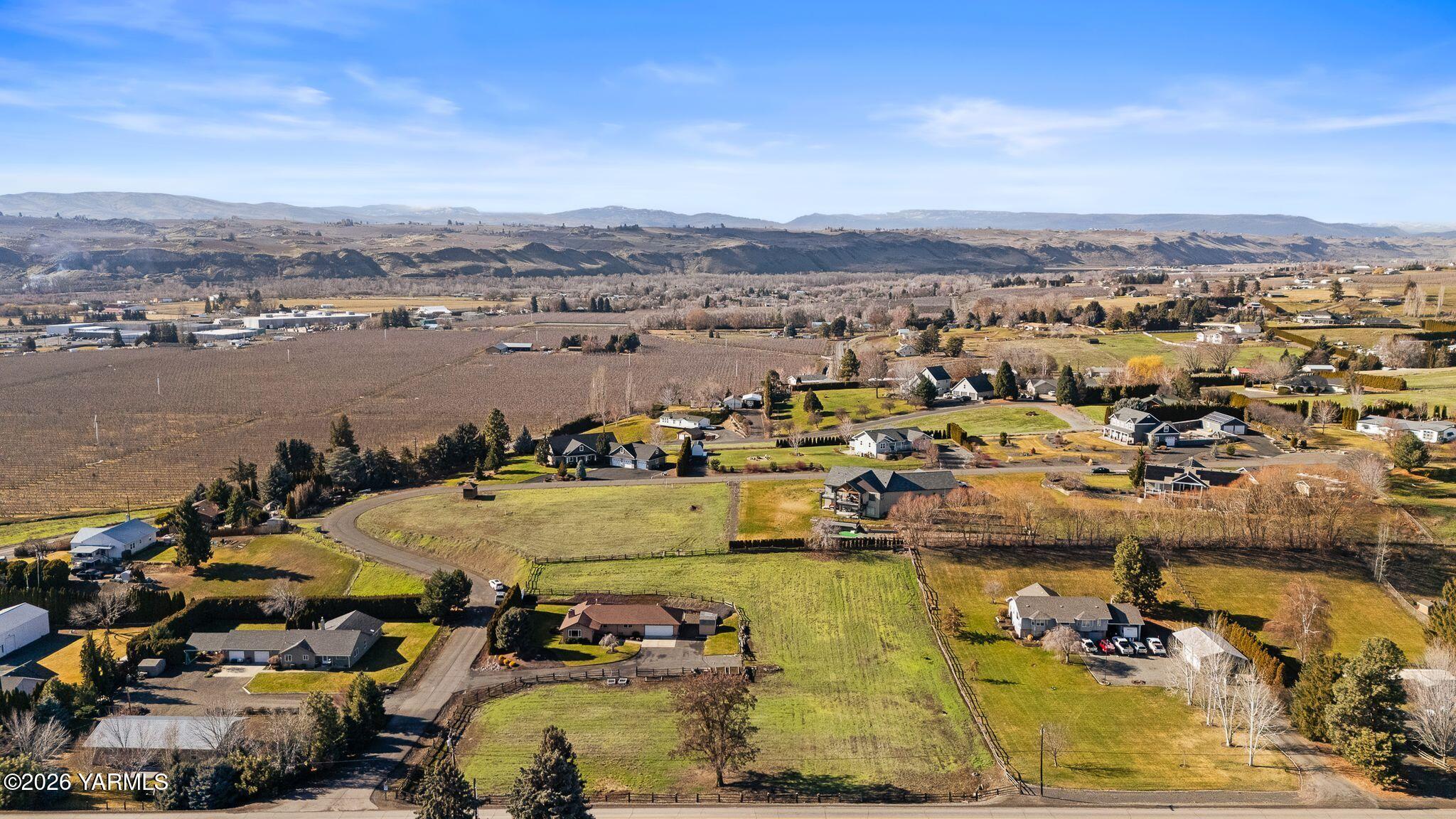 142 Pleasant Valley Road Yakima, WA 98908 - Photo 32 of 35 Aerial