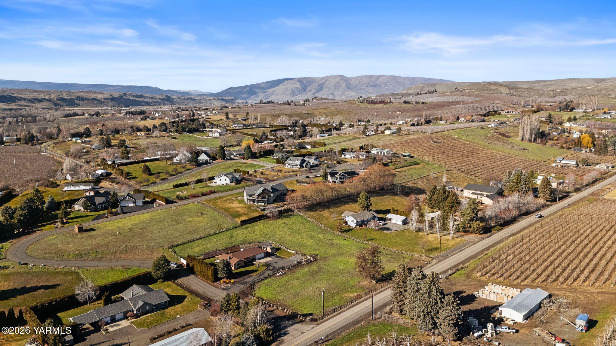 142 Pleasant Valley Road Yakima, WA 98908 - Photo 34 of 35 Aerial