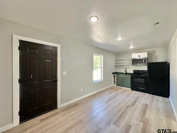 $675 | 10211 Spur 164, Unit F, Tyler, TX 75709