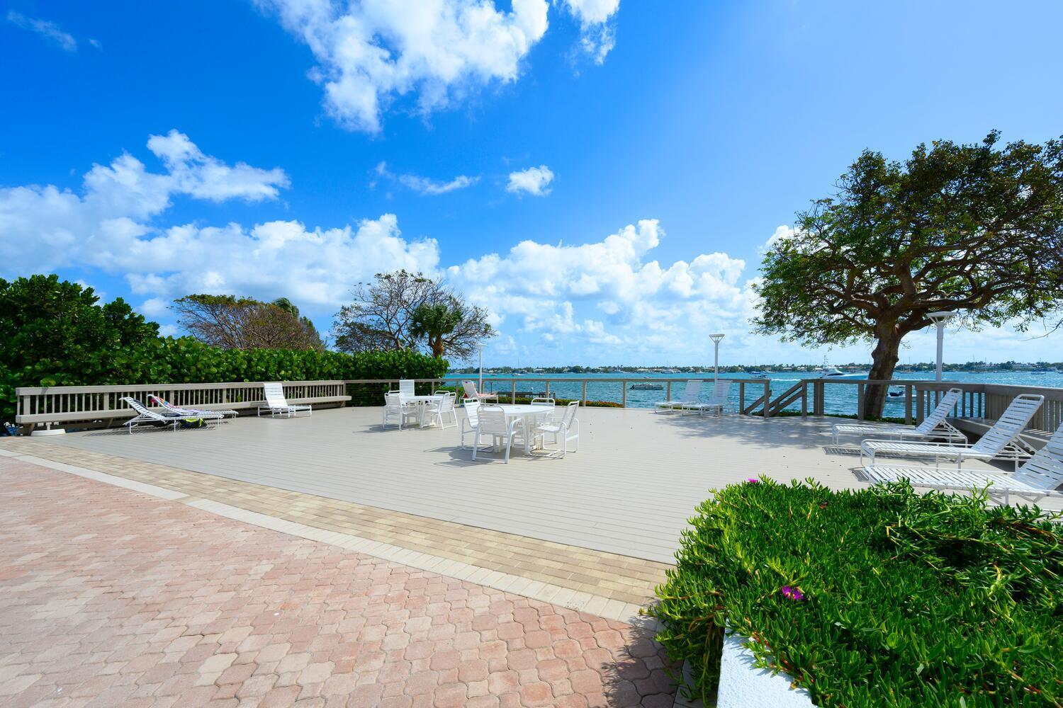 5600 North Flagler Drive, Unit 2507 West Palm Beach, FL 33407 - Photo 15 of 25 SOAK UP THE SUN