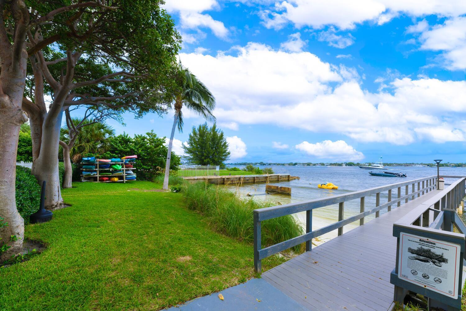 5600 North Flagler Drive, Unit 2507 West Palm Beach, FL 33407 - Photo 20 of 25 FISHING DOCK