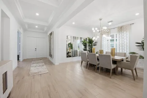 $1,075,000 | 732 Hookline Circle, Loxahatchee, FL 33470