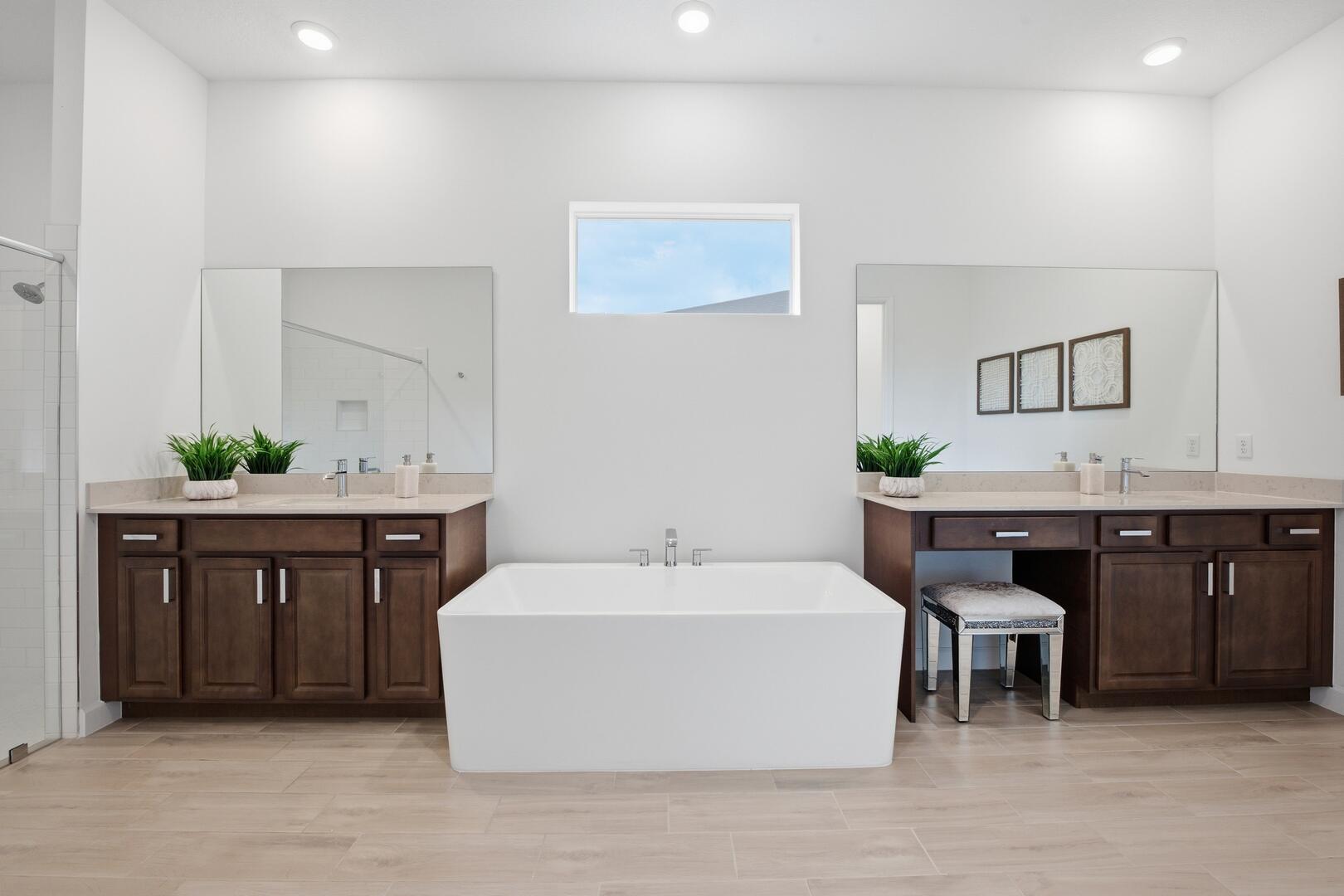 732 Hookline Circle Loxahatchee, FL 33470 - Photo 23 of 83 Natural Light