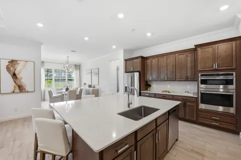 $1,075,000 | 732 Hookline Circle, Loxahatchee, FL 33470