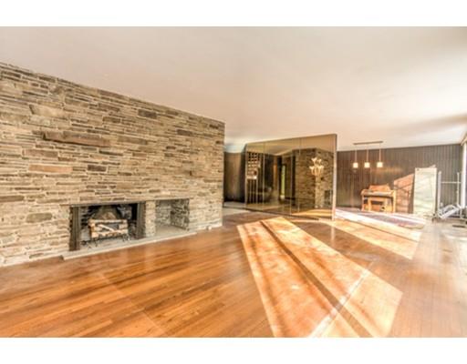 189 Englewood Road Longmeadow, MA 01106 - Photo 3 of 26 Gallery Image 3