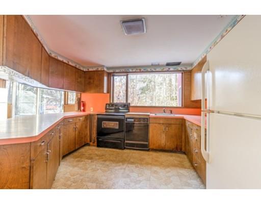 189 Englewood Road Longmeadow, MA 01106 - Photo 7 of 26 Gallery Image 7