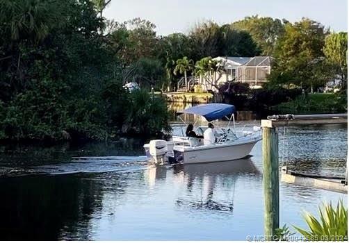 7961 Southeast Paradise Dr  