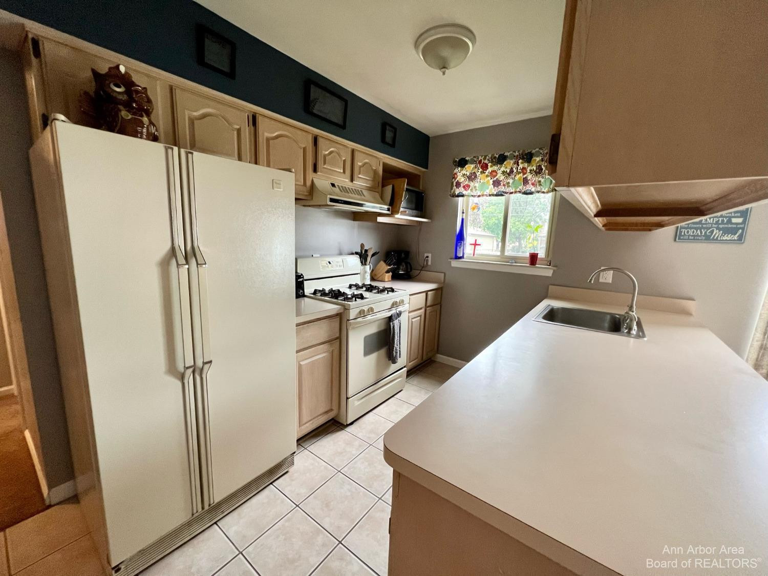 13637 Racine Court Warren, MI 48088 - Photo 13 of 20 Photo 13