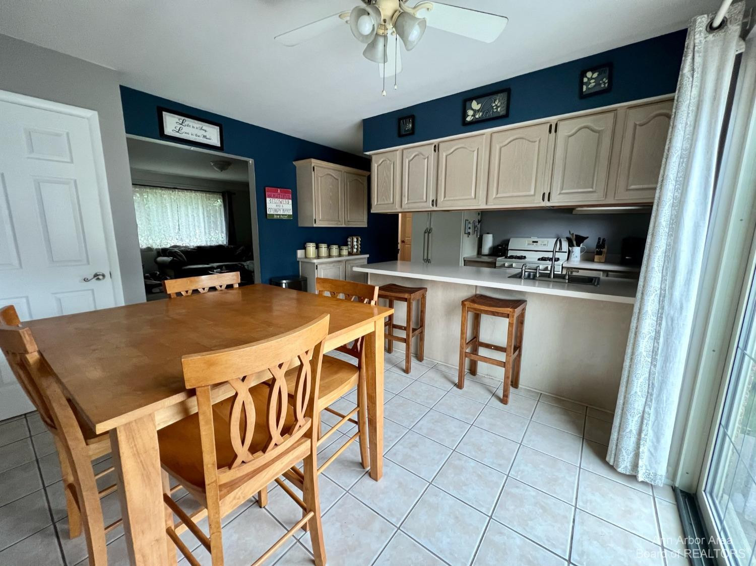 13637 Racine Court Warren, MI 48088 - Photo 10 of 20 Photo 10