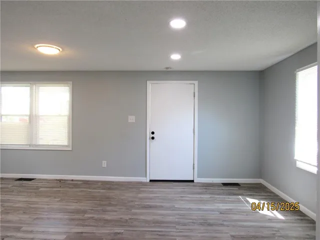 $172,000 | 310 North Oakley Avenue, Kansas City, MO 64123