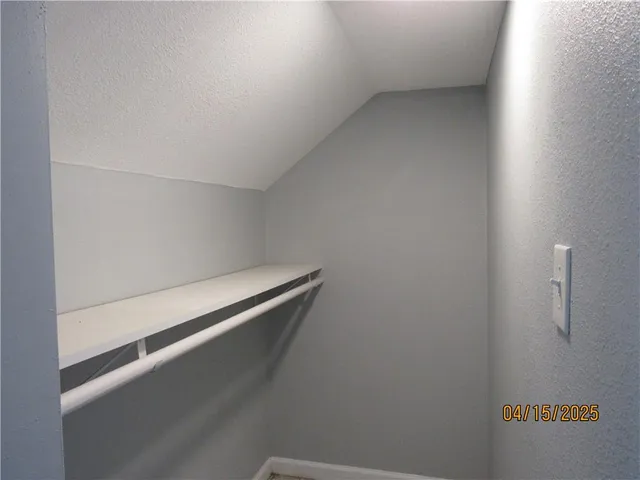 $172,000 | 310 North Oakley Avenue, Kansas City, MO 64123