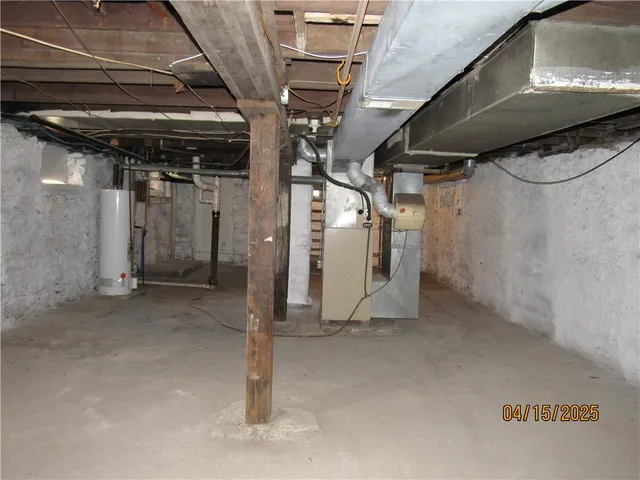 $172,000 | 310 North Oakley Avenue, Kansas City, MO 64123