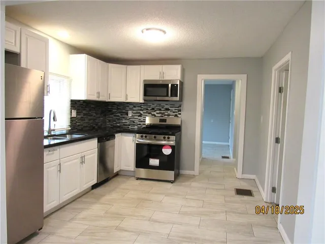 $172,000 | 310 North Oakley Avenue, Kansas City, MO 64123