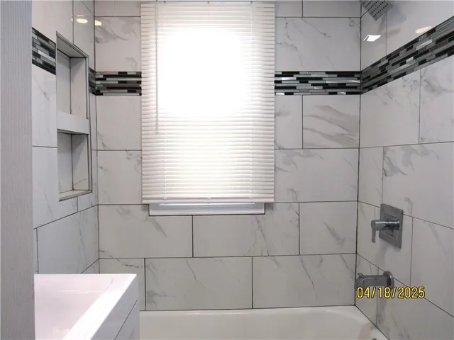 $172,000 | 310 North Oakley Avenue, Kansas City, MO 64123