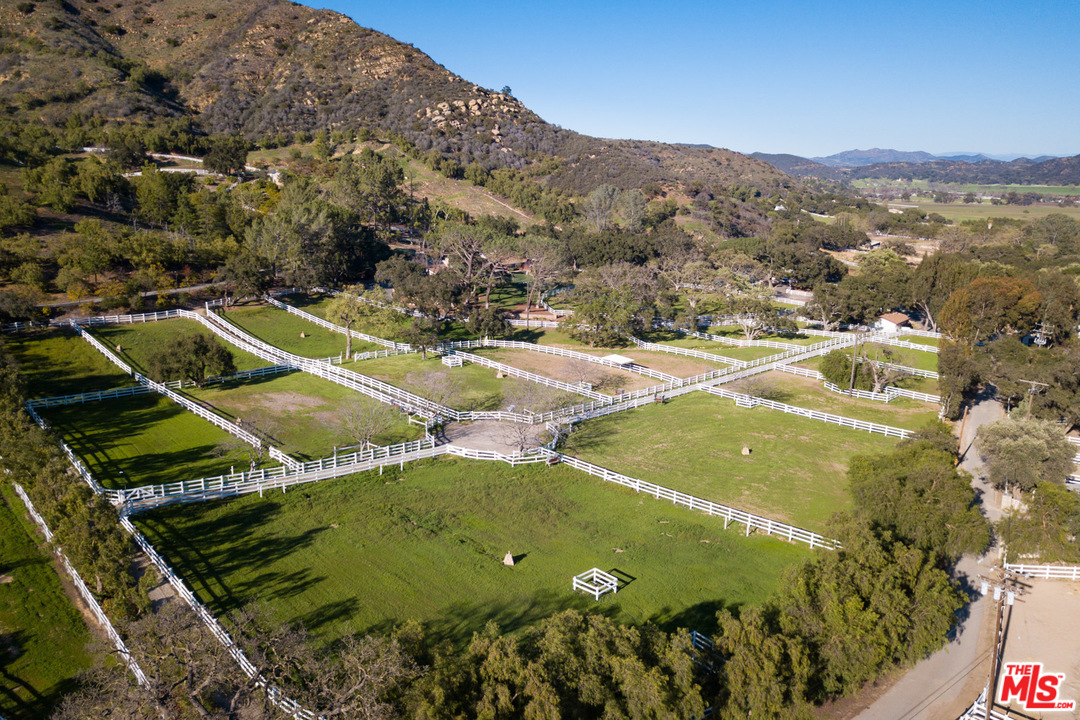 1753 Hidden Valley Road Thousand Oaks, CA 91361 - Photo 5 of 43 a view of a tennis court