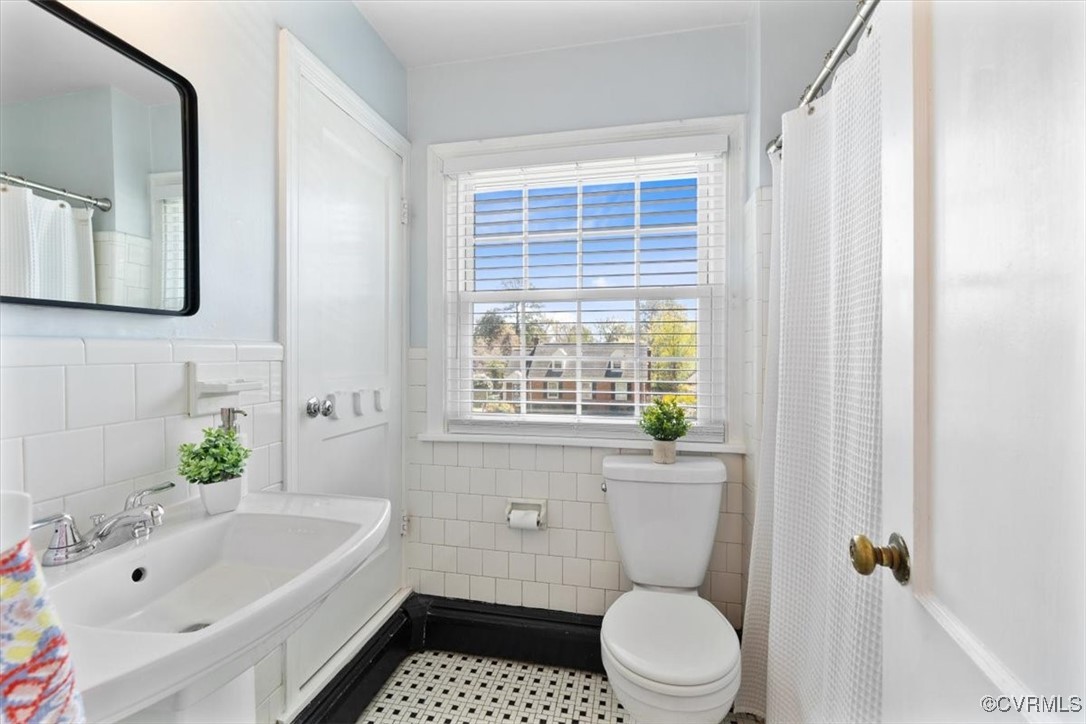 910 Orchard Road Richmond, VA 23226 - Photo 13 of 35 Full bath