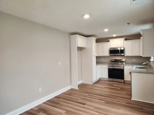 $361,900 | 2913 Vly Farms Drive, Christiana, TN 37037