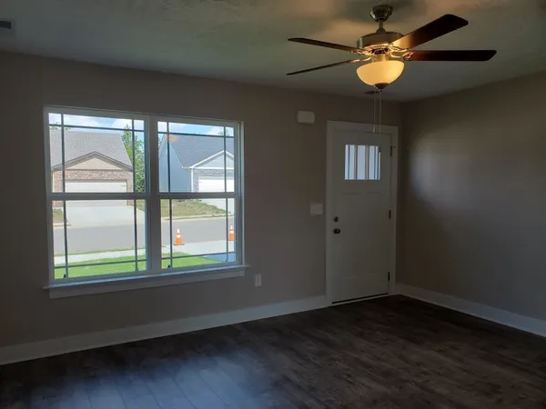 $361,900 | 2913 Vly Farms Drive, Christiana, TN 37037