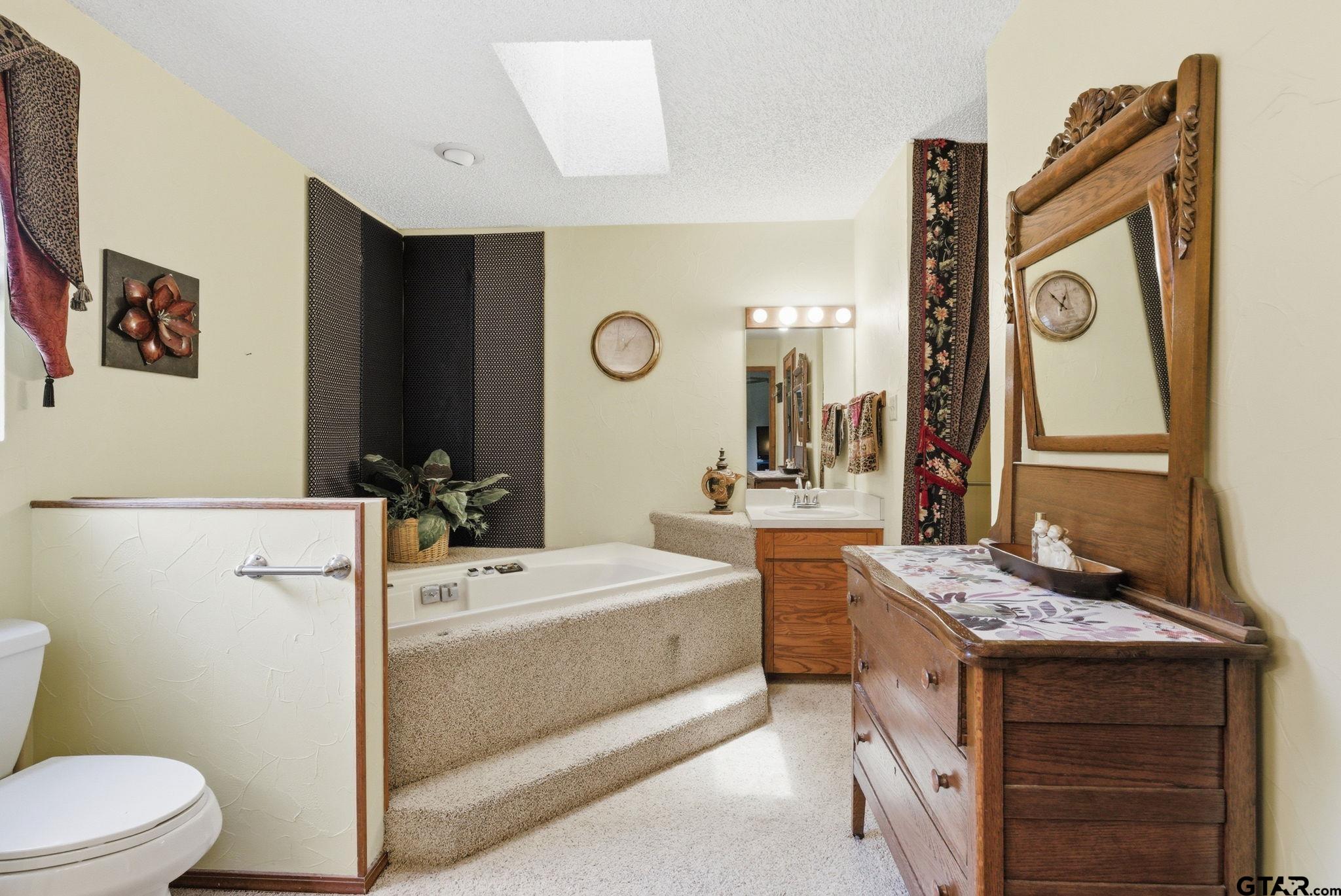 6146 County Road 334 Tyler, TX 75708 - Photo 20 of 34