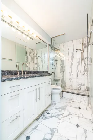 $2,200 | 10 East Ontario Street, Unit 3701, Chicago, IL 60611