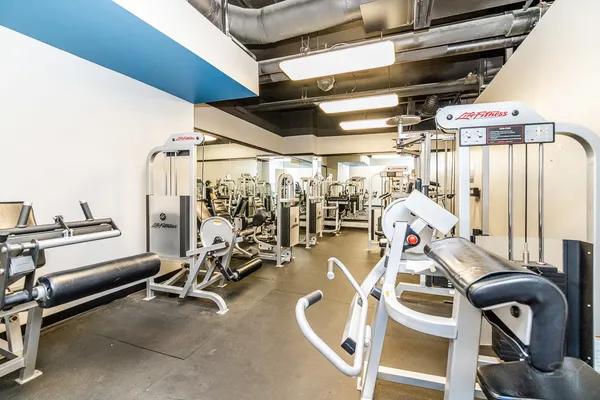 $2,200 | 10 East Ontario Street, Unit 3701, Chicago, IL 60611
