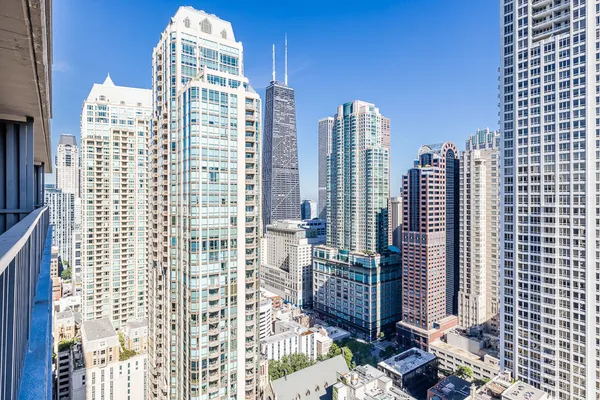 $2,200 | 10 East Ontario Street, Unit 3701, Chicago, IL 60611